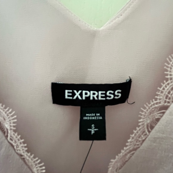 Express Top - Picture 3 of 4